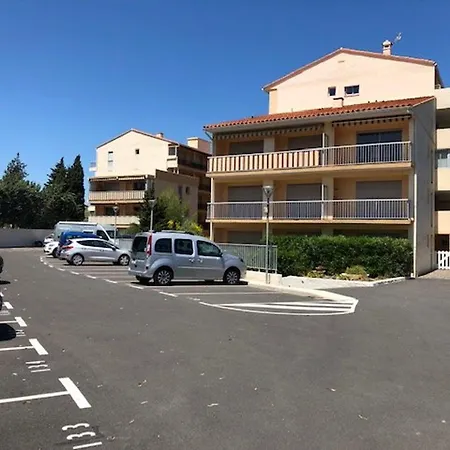 2 Pieces Avec Parking Et Climatisation Pres De La - Fr-1-225c-169 Appartamento *